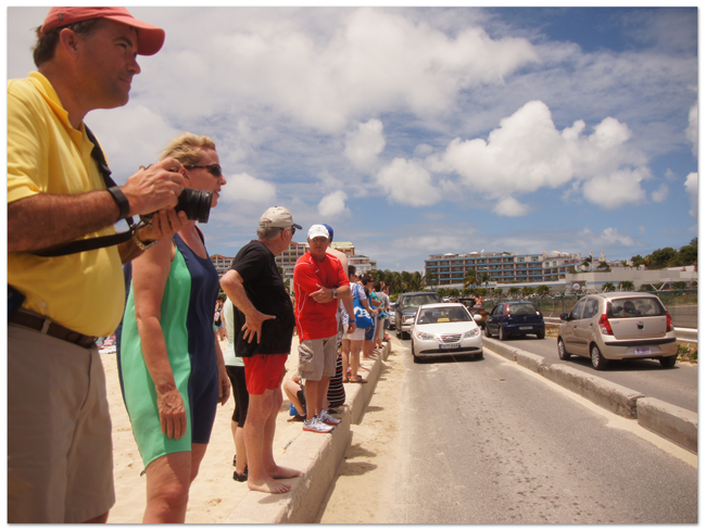 東カリブ海クルーズ(17) 飛行機とビーチのコラボ☆マホ・ビーチ_d0210324_8215250.jpg