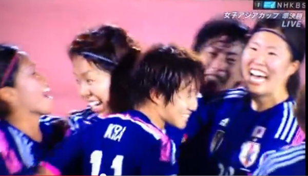 なでしこ勝利の一瞬_c0107149_63753100.png