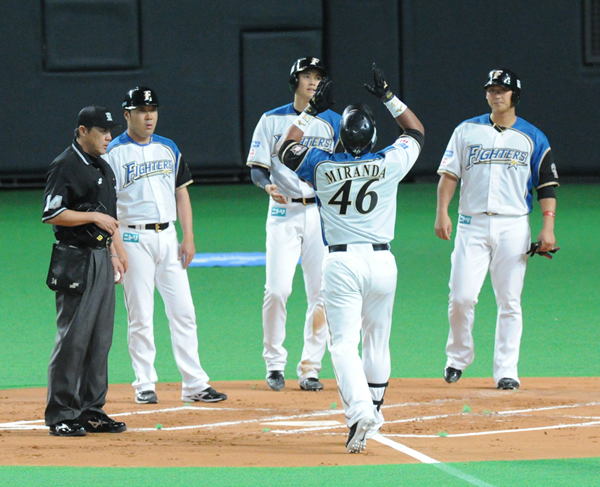 【横浜戦】完封返し【21戦目交流戦】女子高生DAY_e0126914_20593960.jpg