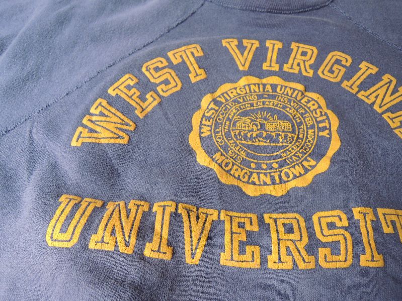 60S CHAMPION S/S SWEATSHIRT-WEST VIRGINIA UNIVERSITY---RECOMMEND--_c0176867_1348206.jpg