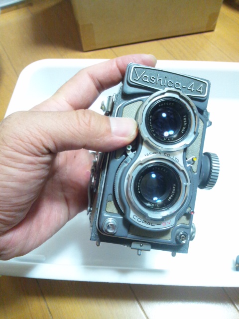 Yashica ヤシカ 44 LM 二眼レフ(☆『ヤシカ44』がやってきた Yashica ヤシカ 44 LM 二眼レフ(☆『ヤシカ44』がやってきた