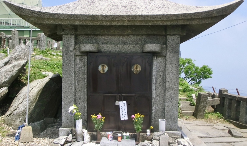 d0125589_1213159.jpg