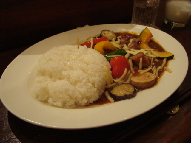 西荻窪「CURRY BAR シューベル」へ行く。_f0232060_1253564.jpg