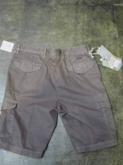 THE 大人のCARGO SHORTS 。。。GTA ・・・ WASHED TWILL CARGO SHORTS!★!_d0152280_21374971.jpg