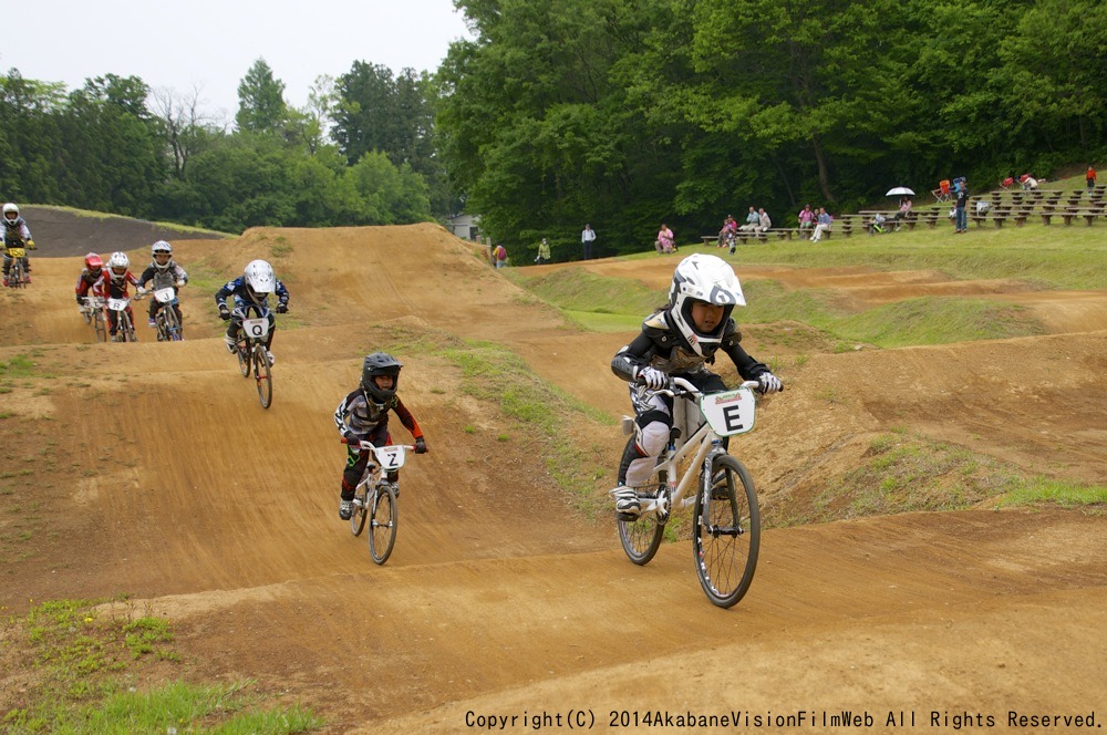 ２０１４JBA定期戦R-2VOL1：BMX年齢別クラス決勝その１_b0065730_195433.jpg