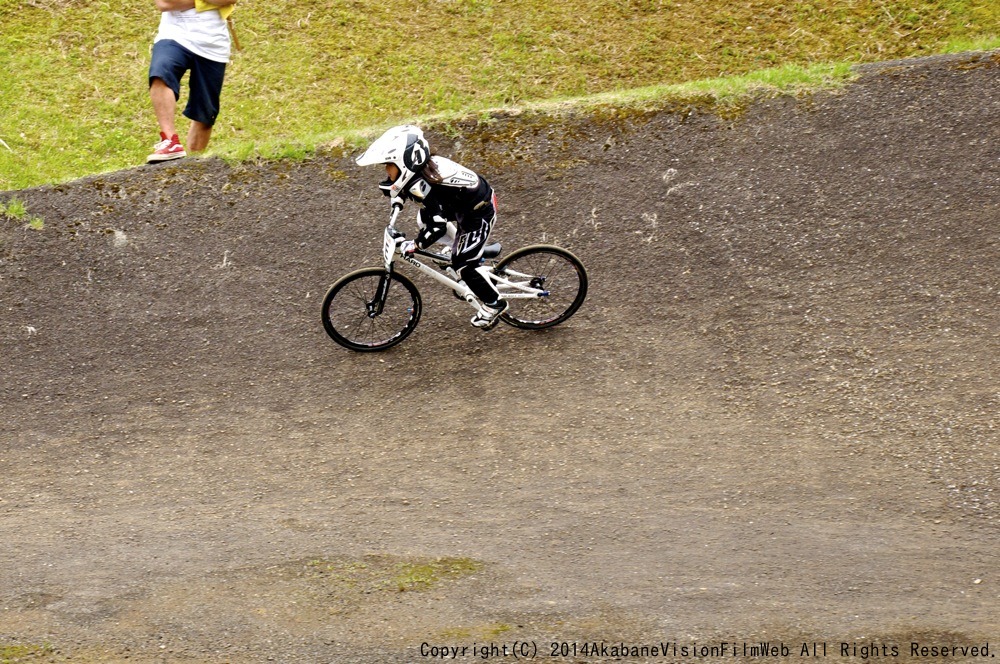 ２０１４JBA定期戦R-2VOL1：BMX年齢別クラス決勝その１_b0065730_196346.jpg