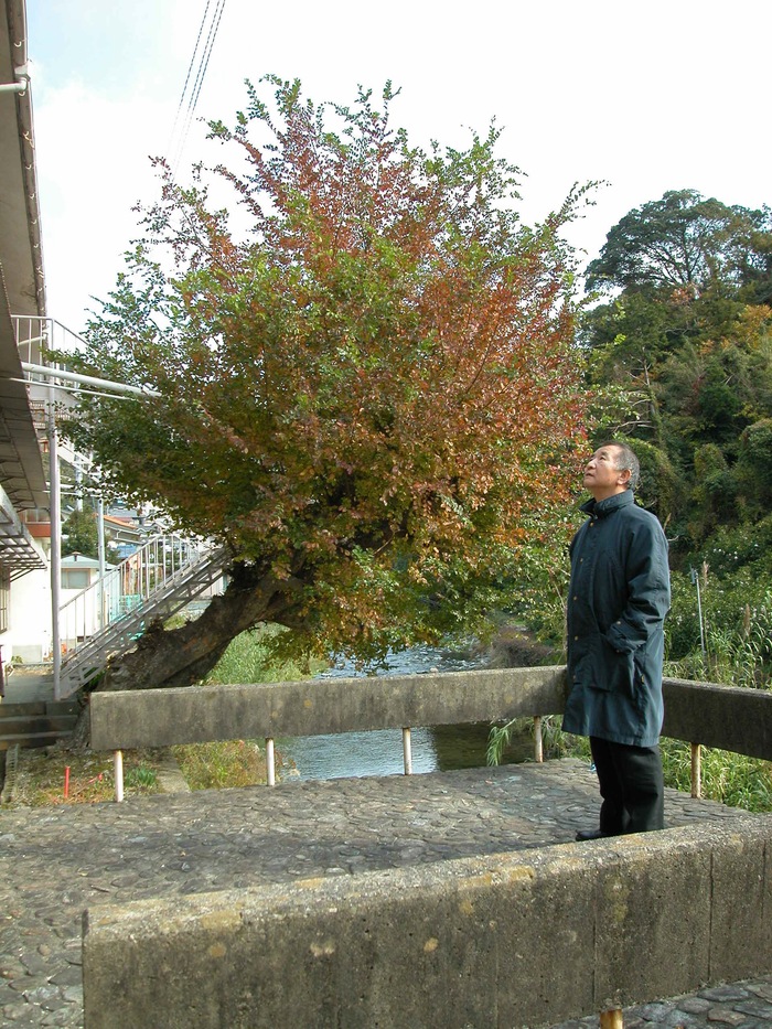 闘う人」とその「後ろ姿」 追悼・鈴木博之先生 : 神戸芸術工科大学