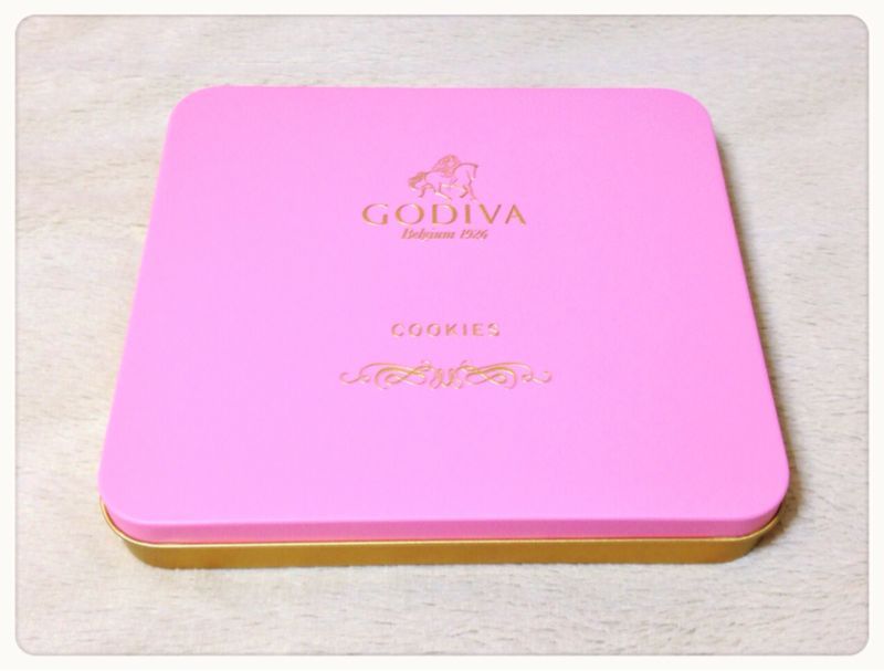 Godivaのクッキー缶が可愛い件 Annin