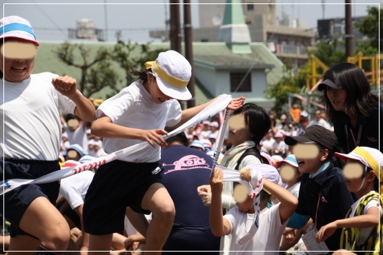 小学校最後の運動会 & キャラ弁♪_b0207284_1172645.jpg