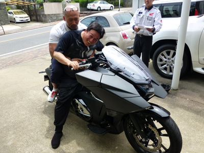 新しいバイクの試乗_f0126903_160565.jpg