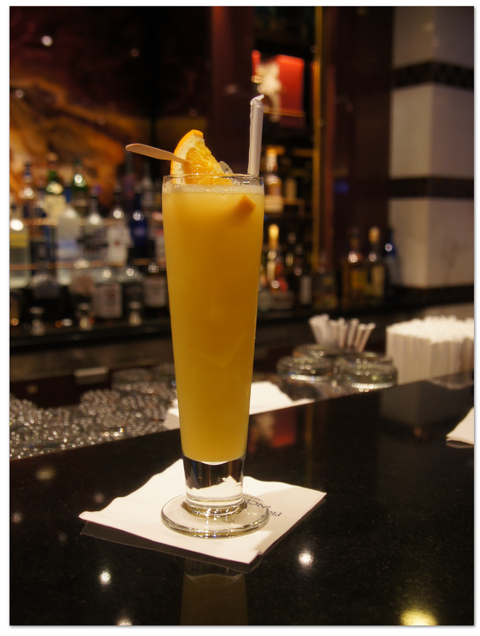 東カリブ海クルーズ(19) カバーチャージレストラン☆サバティーニ_d0210324_6504581.jpg