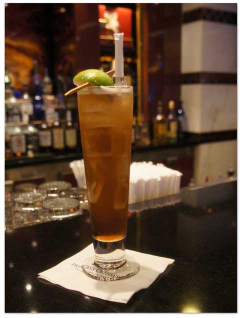 東カリブ海クルーズ(19) カバーチャージレストラン☆サバティーニ_d0210324_6505068.jpg