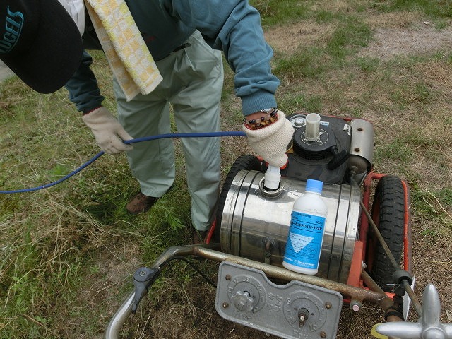 夏が近づいてきました! 町内会の防疫作業とバーベキュー_f0141310_4151241.jpg