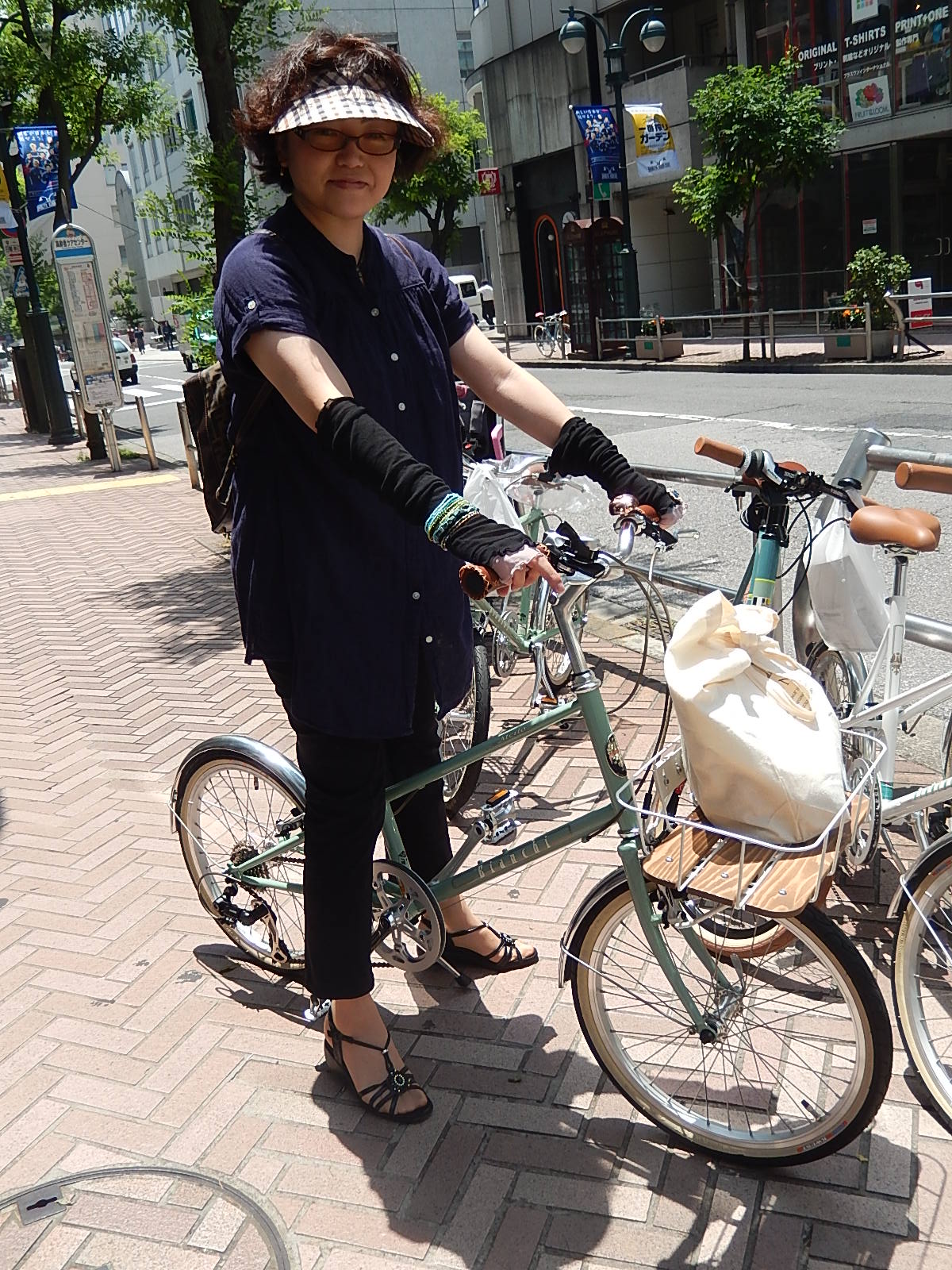 5月28日　渋谷　原宿　の自転車屋　FLAME bike前です!_e0188759_2035559.jpg