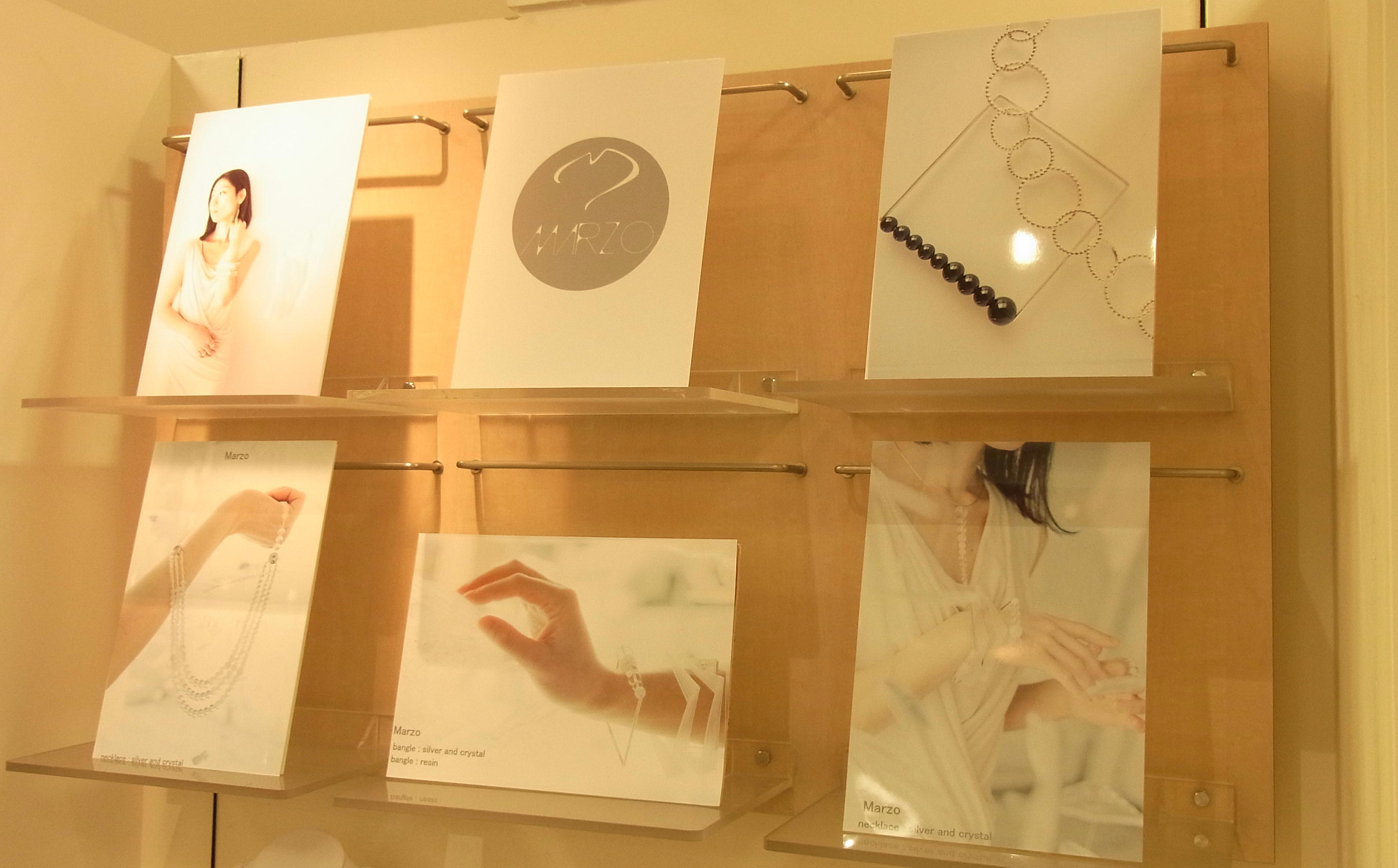 展示会初日終了_a0152283_22235311.jpg