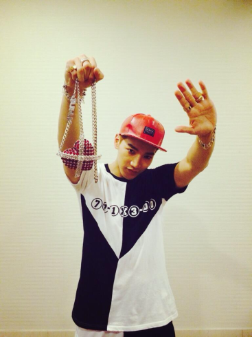 2PM JUN.K ジュンケイ　ポラ　直筆　サイン JUNHO (From 2PM) FAN-CON -Before Midnight-」オンラインくじ