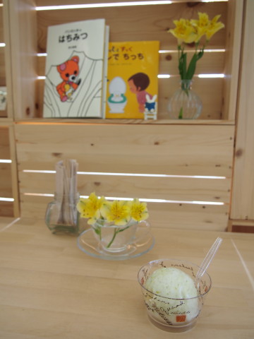 バッケのジェラート×白神山地産生はちみつ:BeFavo(西目屋村)_b0147224_22563139.jpg