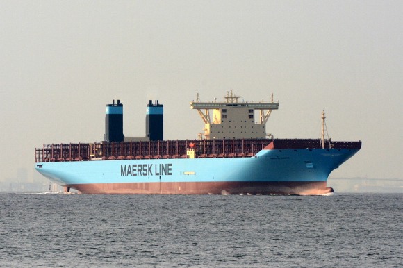 MARSTAL MAERSK～マースタル マースク_e0158925_23114223.jpg