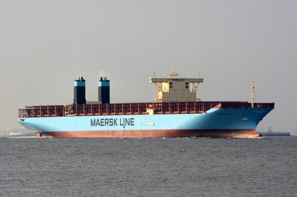 MARSTAL MAERSK～マースタル マースク_e0158925_2313164.jpg