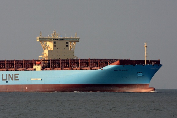 MARSTAL MAERSK～マースタル マースク_e0158925_23171843.jpg