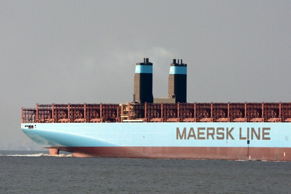 MARSTAL MAERSK～マースタル マースク_e0158925_2318955.jpg