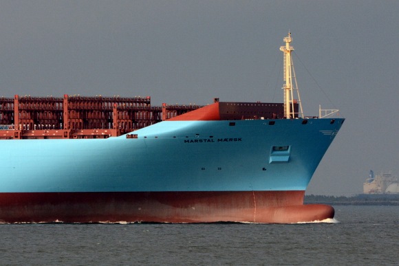 MARSTAL MAERSK~マースタル マースク_e0158925_2322312.jpg