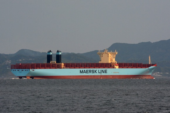 MARSTAL MAERSK～マースタル マースク_e0158925_23264668.jpg