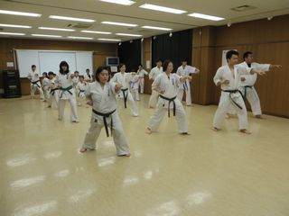 前田教室と手稲教室 新しい仲間!_c0118332_2334978.jpg