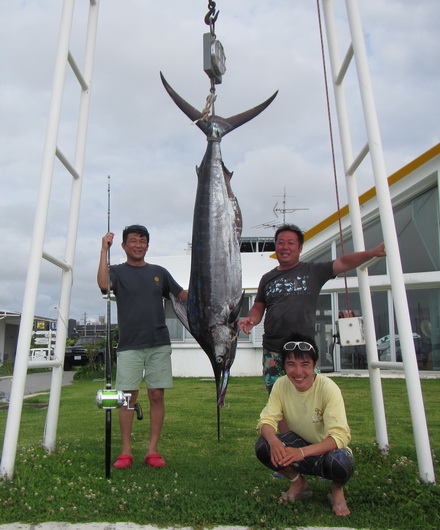沖縄、クロカワキャッチ情報！！【カジキ・マグロトローリング】_f0009039_09450556.jpg