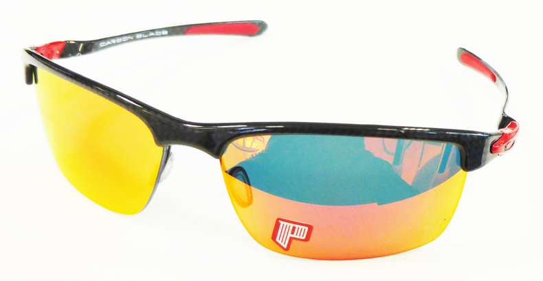 OAKLEY Ferrari COLLECTION(オークリーフェラーリコレクション)CARBON BLADE入荷!_c0003493_915827.jpg