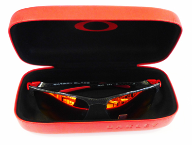 OAKLEY Ferrari COLLECTION(オークリーフェラーリコレクション)CARBON BLADE入荷!_c0003493_952274.jpg