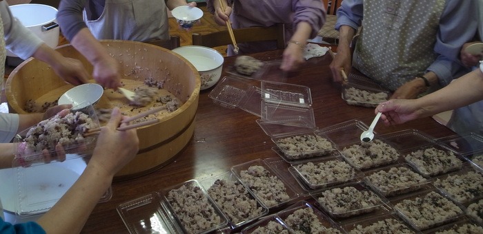 初参式の赤飯作り_c0116915_2350586.jpg