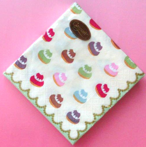 ◆デコパージュ*『CASPARI』LADUREEのプチシューキャンドル_f0251032_1123527.jpg