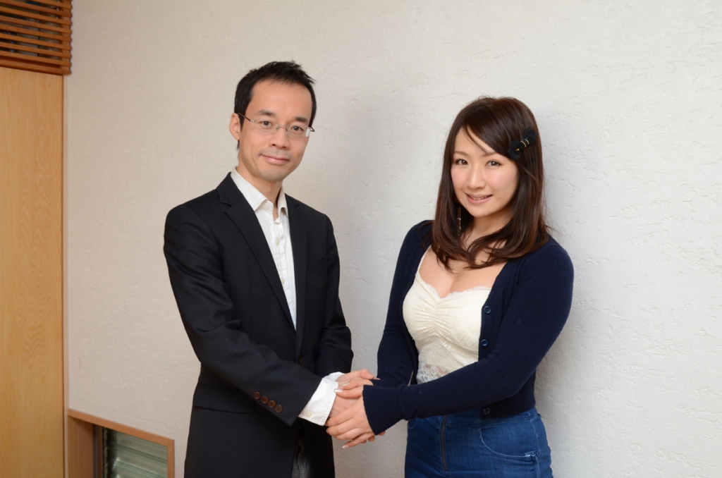 愛川ゆず季さんとの対談-雑誌掲載記事_c0310571_20434304.jpg
