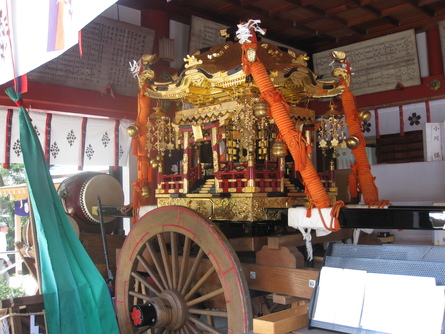 今年も祭りの季節がやってきた。～『山王まつり』　ただいま準備中。_f0281398_2324152.jpg