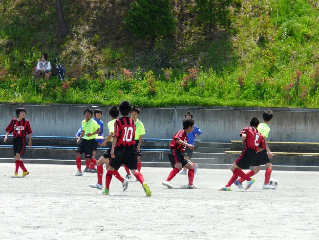 中学サッカー 練習試合_d0010630_2064660.jpg
