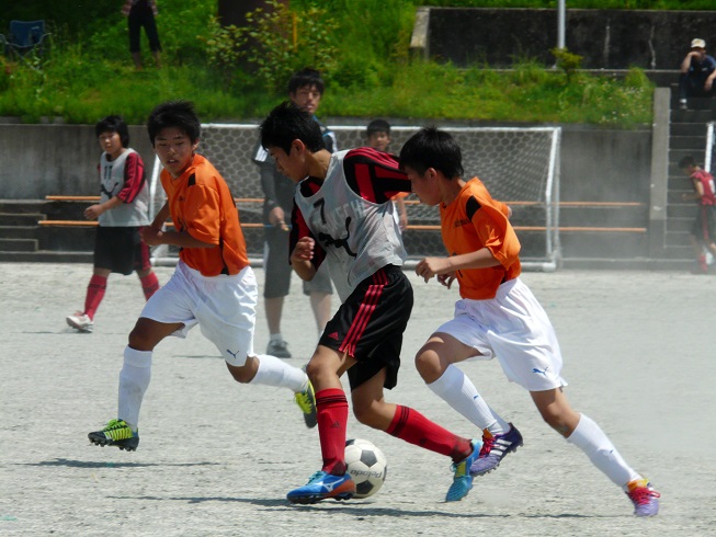 中学サッカー 練習試合_d0010630_2083643.jpg