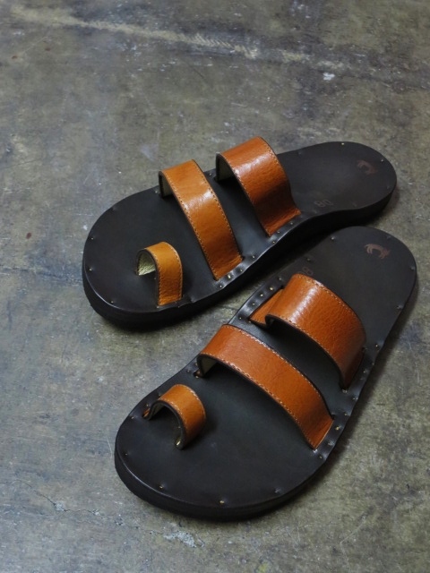 大人のSANDAL ダイジェスト版~其の① (JUTTA NEUMANN 、THE SANDAL MAN 、)_d0152280_7213335.jpg
