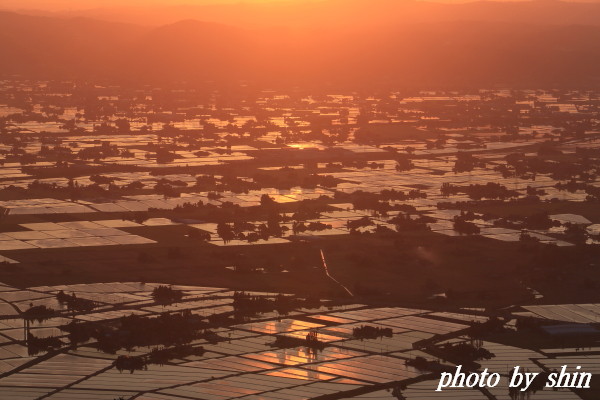 夕景の散居村_b0189486_1924333.jpg