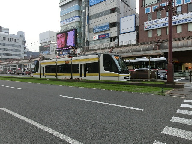 市民や観光客の足として市電がかっこよく走る街　熊本市と鹿児島市_f0141310_7551459.jpg