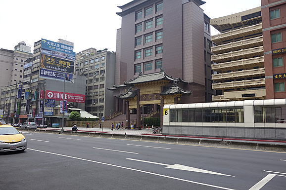 e0230011_1741219.jpg