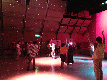 e0124863_154023100.gif