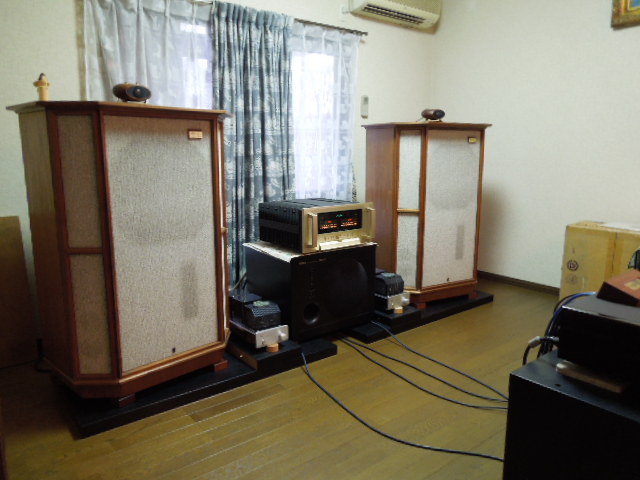 お宅訪問記【Accuphase】_c0113001_18372783.jpg