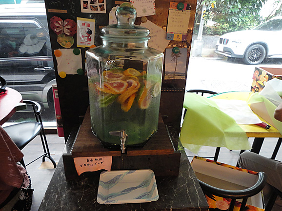 e0230011_17251075.jpg