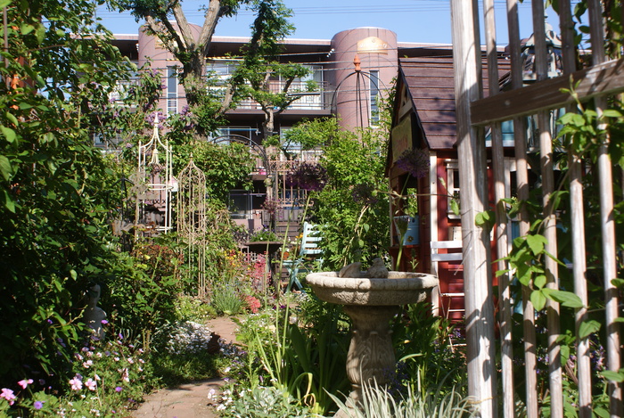 f0170524_1261464.jpg