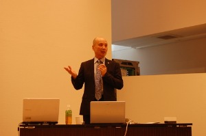 やさしい鑑賞講座「ゴッホ、印象派を超えて」を開催しました!_c0222139_15375029.jpg