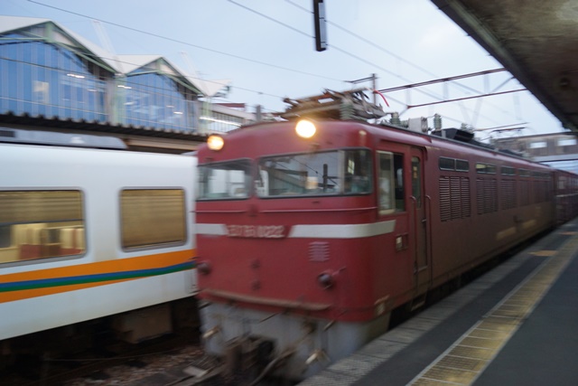 藤田八束鉄道の写真集　可愛い肥薩おれん鉄道、鹿児島本線出水駅はとっても清潔なステーション_d0181492_15372067.jpg