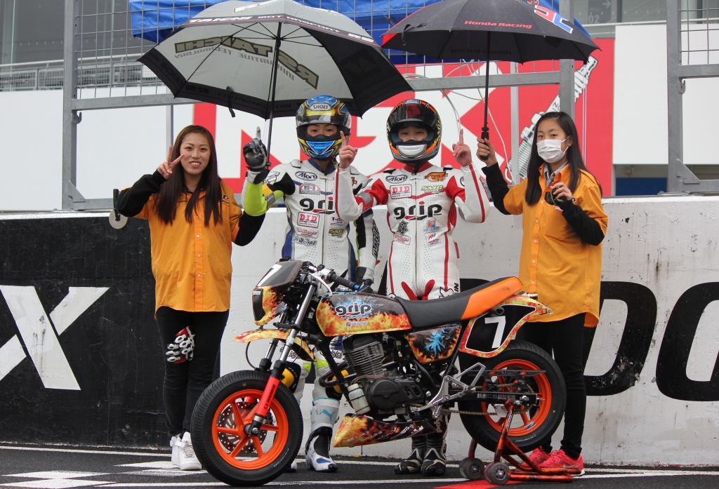 鈴鹿MiniMoto4時間耐久レース_a0222101_16485778.jpg