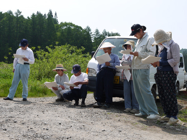 カスミソウのあぜ道講習会！_f0329538_14302298.jpg