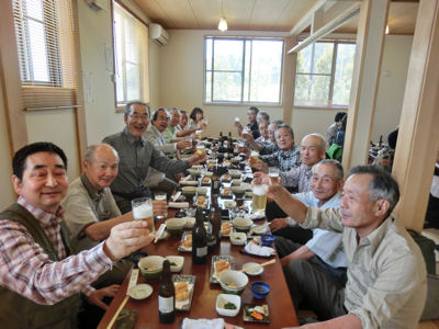 「歩こう会」総会&懇親会2014_f0019247_035798.jpg